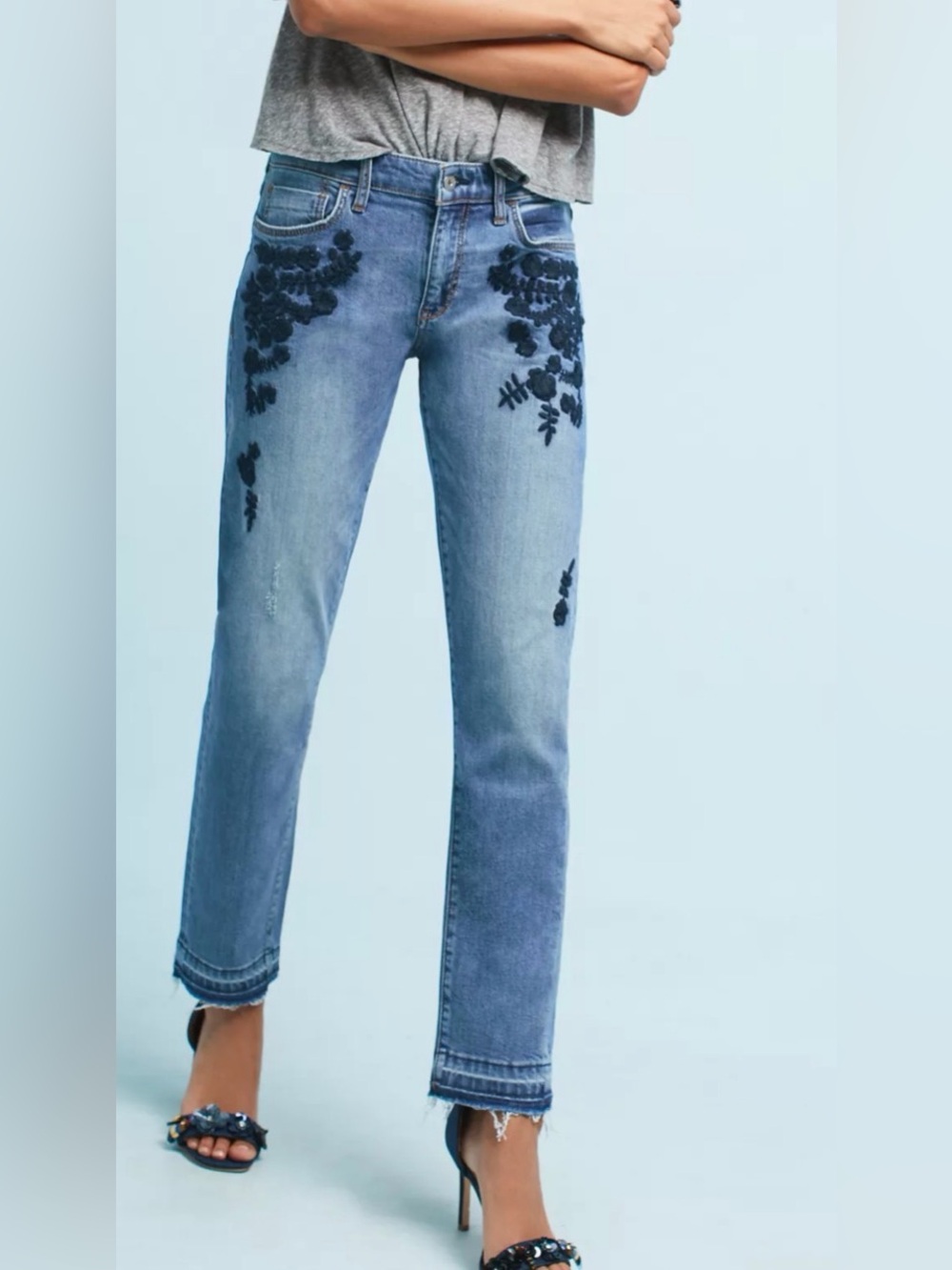 Pilcro and the Letterpress embroidered slim boyfriend jeans raw hem size 28